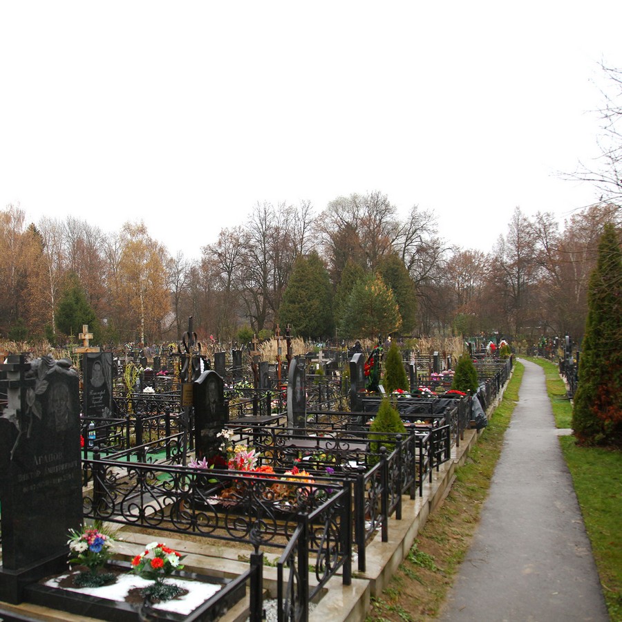 Дешевые кладбище в москве
